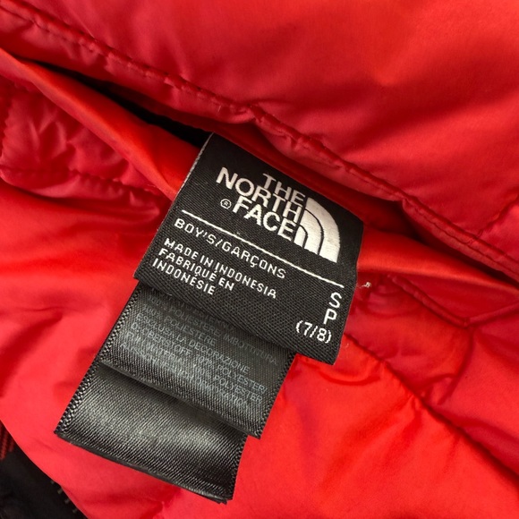 The north face boys jacket - Picture 4 of 5